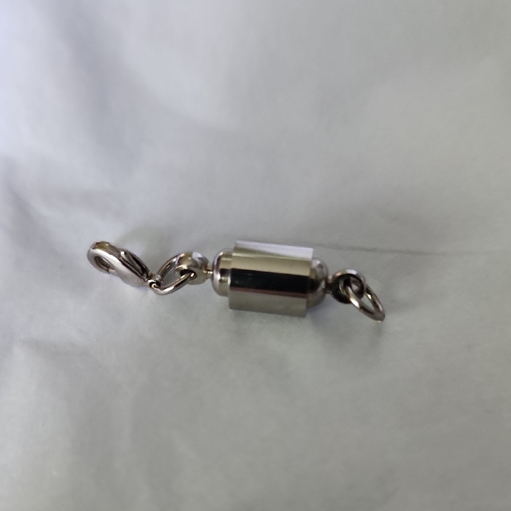 NECKLACE OR BRACELET LOCK MAGNETIC SCREW CLOSURE EXTENDER